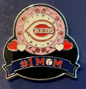 CINCINNATI REDS 2023 #1 MOM MOTHERS DAY COLLECTOR PIN - Picture 1 of 1
