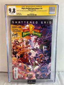 Mighty Morphin Power Rangers #28 (2018) Boom! Studios Cast Signed! CGC 9.8 Pop2 - Picture 1 of 3