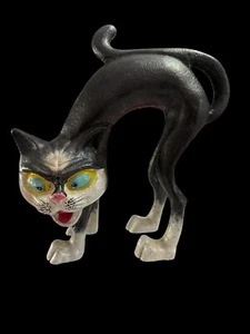 Black Cat Scaredy Cat Cast Iron Halloween Figurine Door Stop, 7.5” x 7” - Picture 1 of 4