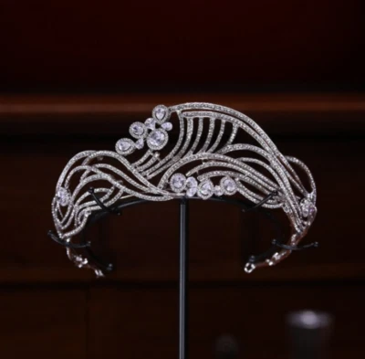 Royal Princess Tiaras Crowns Headpieces Zircon Crystal Wedding Hari Accessory - Image 1 of 4