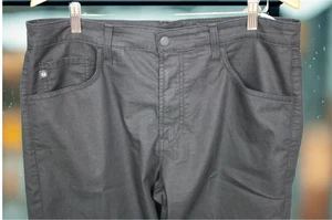 A&G Men’s Jeans Black Cotton Blend Fabric Made In Italy 36 x 28 Everett Model - Picture 1 of 12