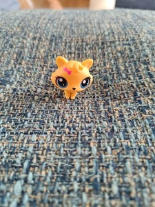 Littlest Pet Shop LPS authentique jaune rose nœud bébé chaton #3612 - Picture 1 of 2
