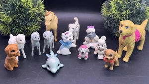 Lote De Colección De Perros Barbie Y Animales De Granja - Imagen 1 de 9