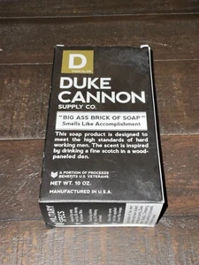 Ladrillo de jabón Duke Cannon Big Ass huele a logro 10 oz - nuevo en caja - Imagen 1 de 6