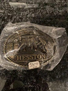 TF15151 *NOS* NFR ***1981 NATIONAL FINALS RODEO*** HESSTON COLLECTOR BELT BUCKLE - Picture 1 of 4