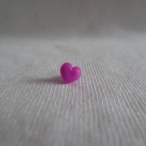 NEU! 2022 Barbie Rewind '80s Edition Doll Schoolin' Around Purple Heart Ring - Bild 1 von 4