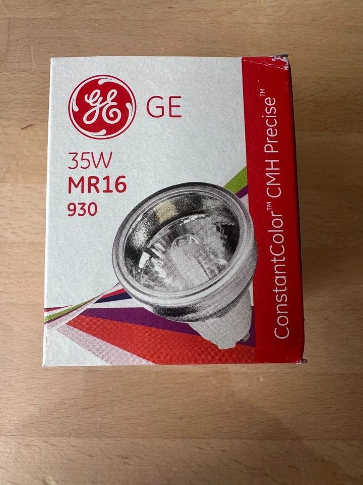 35W GE GX10 Ceramic Metal Halide MR16 CMH UVC 930 WFL 40 deg 67697 - Image 1 of 2