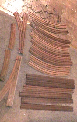 ho tenshodo or tru scale track wood brass 20 pieces 22 & 24 inch radius turnouts - Image 1 of 4