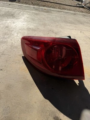 2007-2009 Hyundai Santa Fe left driver side outer tail light - Image 1 of 3