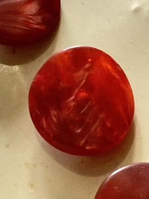 VTG Marbled Red Curved Outward Center Plastic Buttons Shank 3/4" 3 NEW on Card - Image 1 of 4