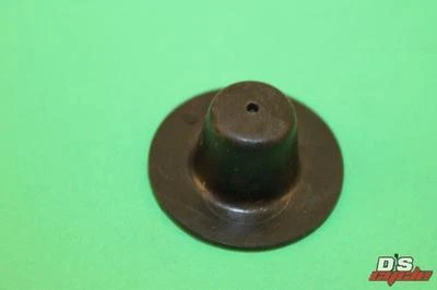 NOS Kawasaki A1R H1R 250 500 Oil Tank Cap Gaskets 311120-6646 - Image 1 of 4