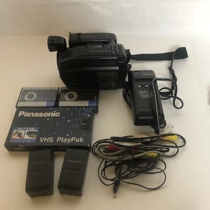 Videocamera Panasonic Palmcorder IQ PV-D406 VHS-C tutti gli accessori e borsa fotocamera - Foto 1 di 9