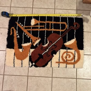 Vintage MCM Handarbeit 70er Shag Riegel Haken Teppich Wolle Instrumental Musik Jazz 40x26 - Bild 1 von 5