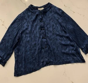 Freeport Studio Royal Blue XL Satin Embossed Button Up Blouse Vintage USA Made - Picture 1 of 11