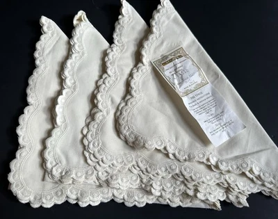 SFERRA set of 4 Embroidered Dinner NAPKINS Scallop Edge Made in Austria Vintage? - Image 1 of 4