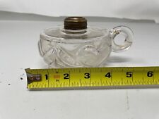Antique Heart Pattern Glass Oil Finger Lamp Font