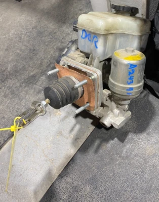 2006-2010 Hummer H3 Anti-Lock Brake Pump Master Cylinder Booster Assembly Used Foto 1 de 4
