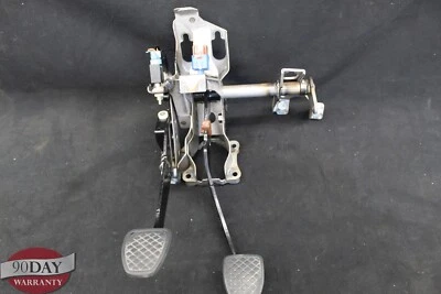 Subaru Impreza 2015 manual de montaje de pedal de freno y embrague OEM Foto 1 de 4