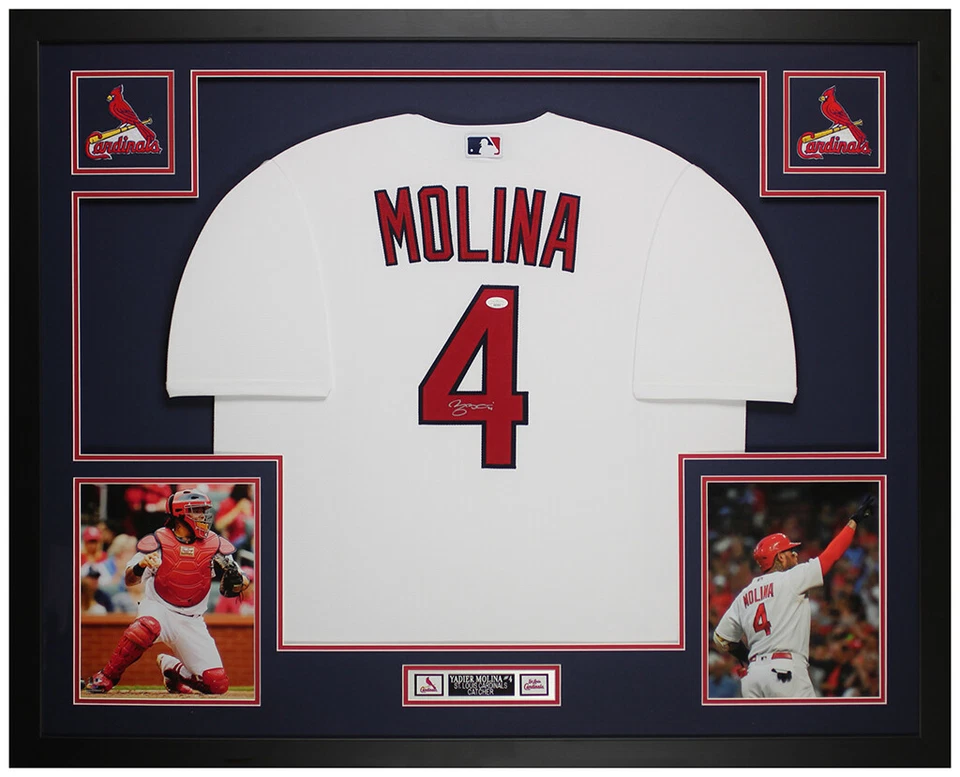 Camiseta Yadier Molina Autografiada y Enmarcada Blanca San Luis Certificado de Autenticidad JSA Foto 1 de 4
