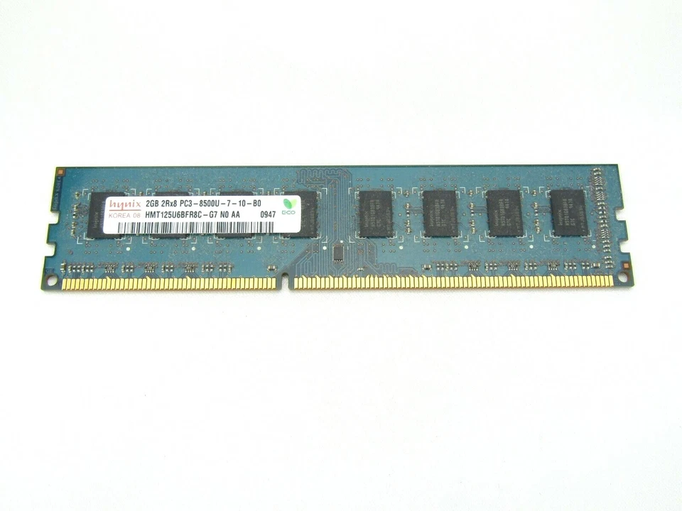 Hynix 2 GB SO-DIMM 1066 MHz DDR3 Memory (HMT125S6AFR8C-G7) - Image 1 of 1