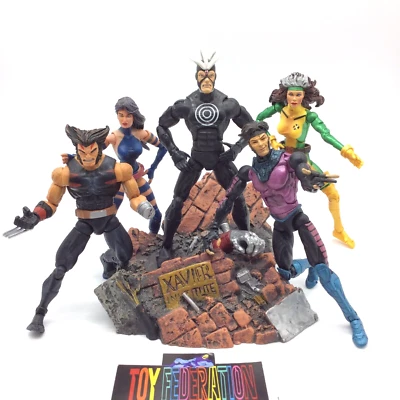 ToyBiz Marvel Legends X-Men Lot of 5 Action Figures & Base - Wolverine Psylocke - Image 1 of 4
