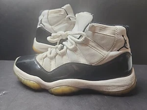Size 8 - Nike Air Jordan 11 Retro Concord 2018 Men's Shoes Used - Picture 1 of 13