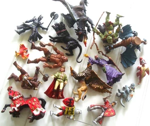16 Stück Papo Safari Figur Fantasy LOT Mittelalter Pferd Drachen TROLL Zauberer Ritter - Bild 1 von 24