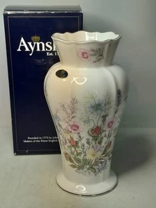 Boxed Aynsley Wild Tudor SOVEREIGN VASE 8.7" 22cm Wild Flowers Bone China - Picture 1 of 8