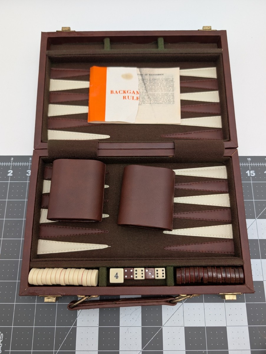 many　1977　マニー　プロベナンス　ヴィンテージ　キャリー　トレー ザ・モンキーズのボーカル／ドラムのニッキー・ドレンツがR.E.M.