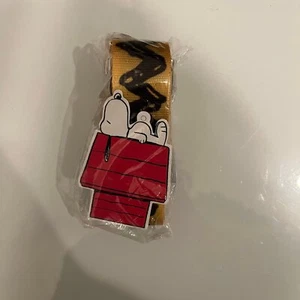 Harveys Seatbelt Peanuts Charlie Brown 4 Panel Click N Carry Harveys Exclusive - Picture 1 of 4