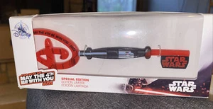 Disney 2021 NiB Star Wars Day *May the 4th Be With You* Collectible Key - Picture 1 of 3