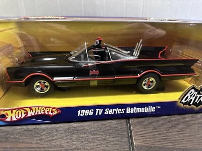 2007 HOT WHEELS. 1/18 Scale 1966 TV Series Batmobile Die-cast - Image 1 of 4