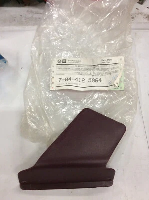 Cubierta retractora de cinturón de seguridad delantero interior Pontiac Grand Prix 10192069 NOS OEM Foto 1 de 4