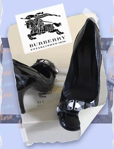 Burberry Patent Leather Nova Check Trim at Vamp w/ Buckle Pumps Black Size 38.5 - Picture 1 of 12