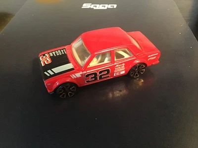 Coche suelto Hot Wheels Faster Than Ever Red Datsun 32 Bluebird 510 Die-cast #32 Foto 1 de 4