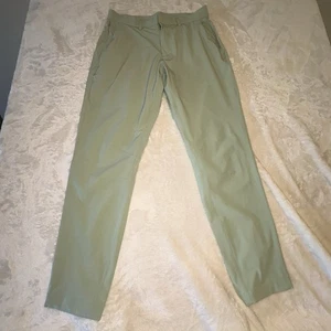 Fabletics Herren 34x34 grün The Only Hose moderne klassische Passform Performance Golf neu mit Etikett - Bild 1 von 13