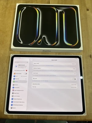 iPad Pro 13 Inch M4 256GB Space Black WiFi 2024 7th Generation - BH 99% - Image 1 of 4