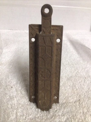 Antiguo pestillo de cerradura de puerta de gabinete victoriano antiguo ornamentado vintage 3-1/2 x 1-3/4" Foto 1 de 3