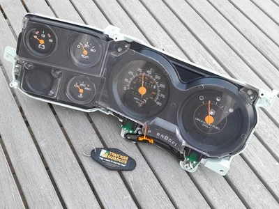 1990-1991 Chevrolet GMC Suburban Instrument Cluster with Electronic Speedometer - Image 1 of 4