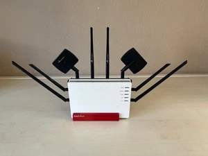 Routeur Internet sans fil AVM FRITZ!Box 7580 - Photo 1/8