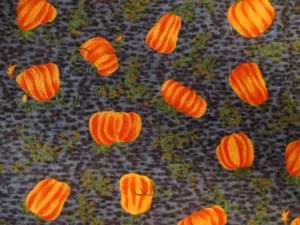 5-1/2 YDS PUMPKINS ON MOTTLED BACKGROUND 100% COTTON SPECTRIX CAROL ENDERS - Picture 1 of 4