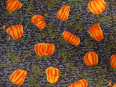 5-1/2 YDS PUMPKINS ON MOTTLED BACKGROUND 100% COTTON SPECTRIX CAROL ENDERS - Image 1 of 4