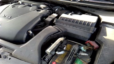 Б/у воздухоочиститель в сборе подходит: 2013 Nissan Maxima класса A - Изображение 1 из 4