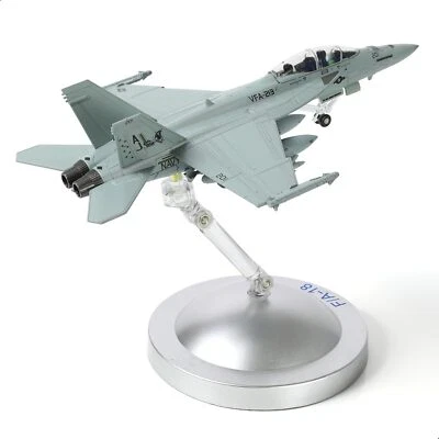 1/100 F/A-18 Super Hornet Fighter Aircraft Model Fighter U.S. Navy VAF-213 - Image 1 of 4