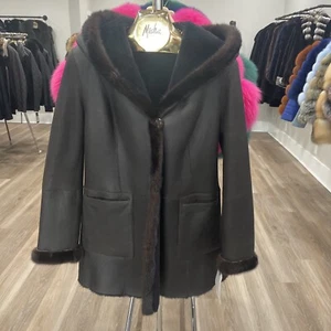Chaqueta de piel de oveja de cordero napa marrón chocolate oscuro con capucha ribete de visón reversible S - Imagen 1 de 13