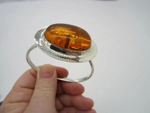 Estate Vintage Massive Modern Sleek Sterling Silver Bright Oval Amber Bracelet - Picture 1 of 5