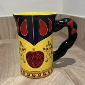 Disney 3D Snow White Mug Sculpted Handle Apple Design Collectible Cup Gift - Picture 1 of 4