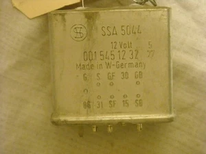 RELAY#001 545 12 32 MERCEDES R107 450SL 450SLC 380 OEM 380SL SEAT BELT WARNING - Picture 1 of 1