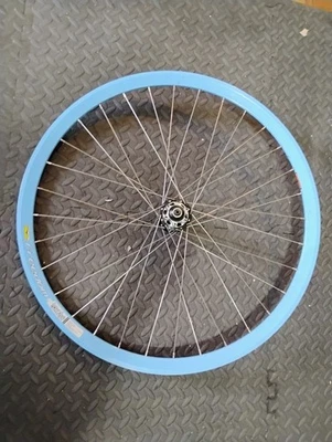 WTB Freedom Deep V 700c atado a Origin8 9-10sp 6 pernos disco DT radios suizos Foto 1 de 4