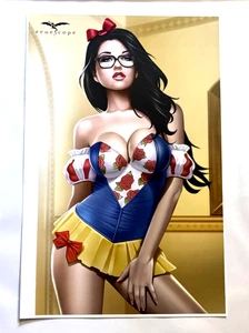 ZENESCOPE SNOW WHITE EXCLUSIVE LIMITED EDITION ART PRINT NM+ - Picture 1 of 2
